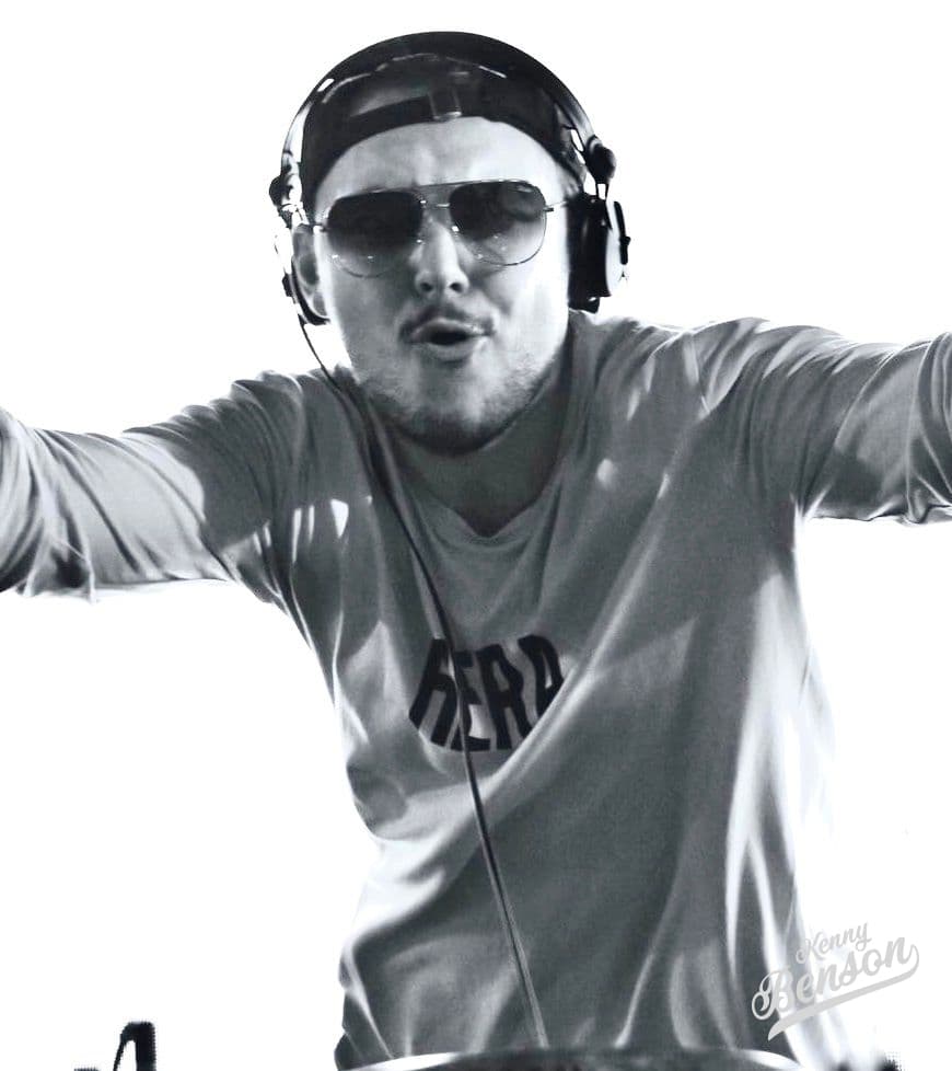 Kenny on the decks, grabbing the camera